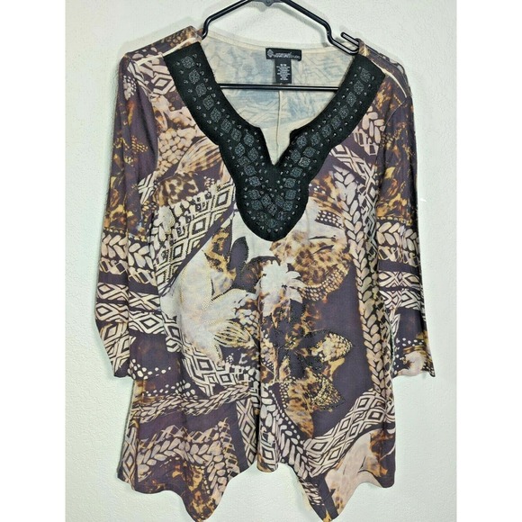 Signature Studio Tops - Women's Signature Studio 3/4‎ Sleeve Blouse Handkerchief Hem Embellished Size M